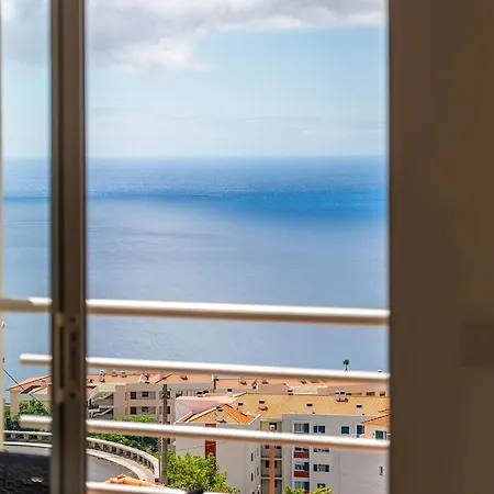 Topaz Scape Garajau Madeira By Grm * 卡尼索