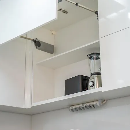 Topaz Scape Garajau Madeira By Grm *