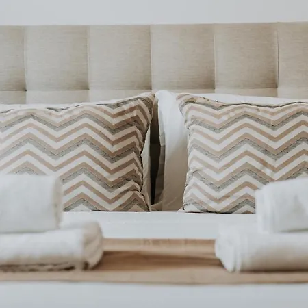 Topaz Scape Garajau Madeira By Grm Lägenhet *