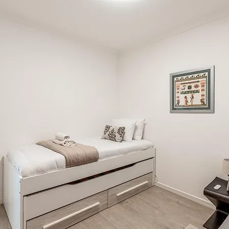 Apartment Topaz Scape Garajau Madeira By Grm *