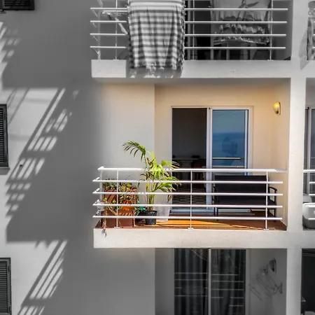 Topaz Scape Garajau Madeira By Grm Apartment Caniço